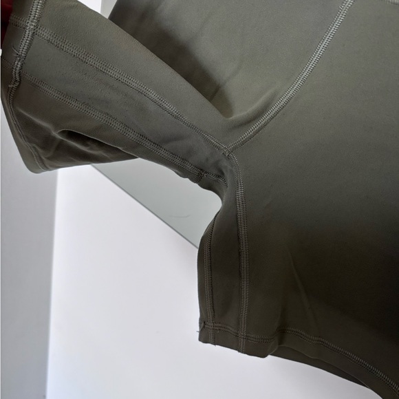 Lululemon Align High Rise Short 6” in Grey Sage - Picture 6 of 11